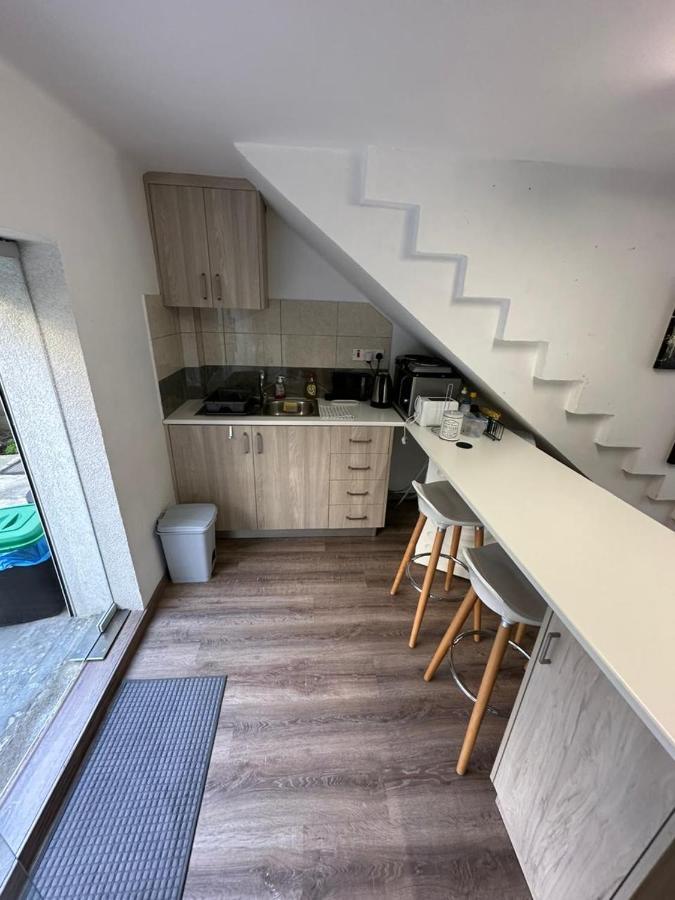 Modern City Center Appartment Saripolou Limassol Exterior photo